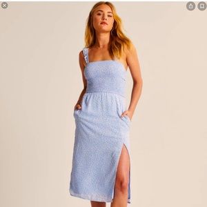 Abercrombie & Fitch Smocked Midi Dress